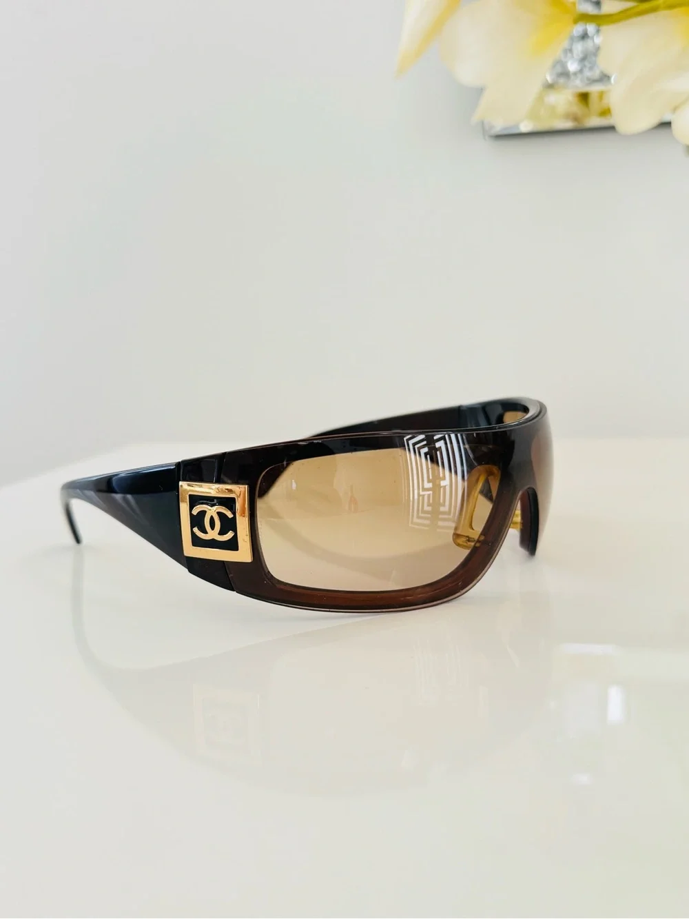 RARE🦋 Vintage CHANEL Vintage 5085 brown gold sunglasses